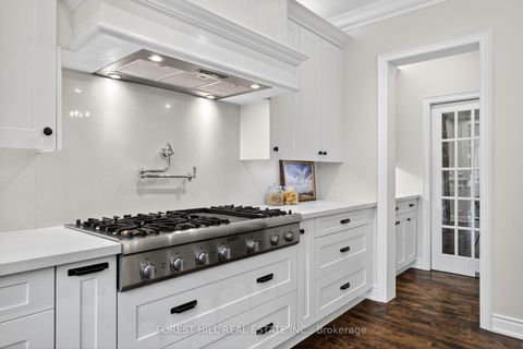 Photo 21 at 110 Cook's Mill Crescent, Patterson, Vaughan