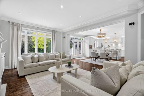 Photo 27 at 110 Cook's Mill Crescent, Patterson, Vaughan