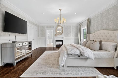 Photo 31 at 110 Cook's Mill Crescent, Patterson, Vaughan