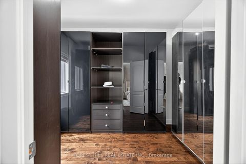 Photo 35 at 110 Cook's Mill Crescent, Patterson, Vaughan