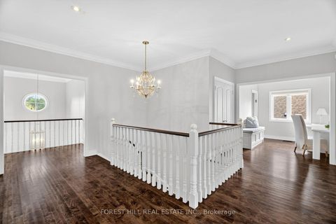 Photo 36 at 110 Cook's Mill Crescent, Patterson, Vaughan