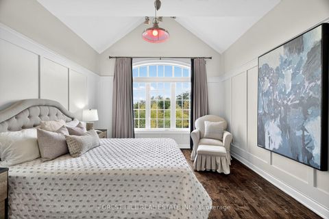 Photo 38 at 110 Cook's Mill Crescent, Patterson, Vaughan