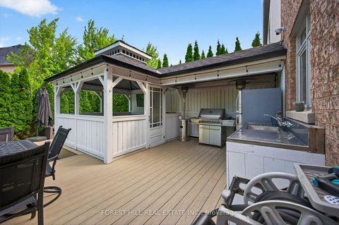 Photo 42 at 110 Cook's Mill Crescent, Patterson, Vaughan