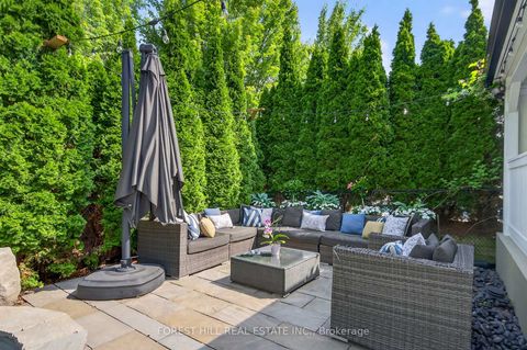 Photo 44 at 110 Cook's Mill Crescent, Patterson, Vaughan