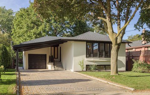 Photo 0 at 27 Hollister Road, West Deane, Toronto