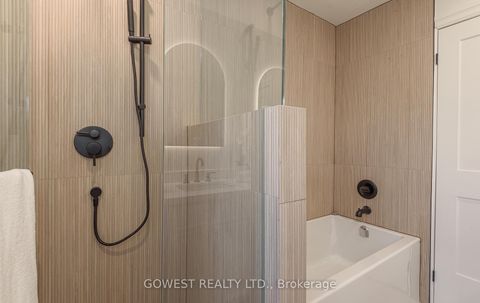 Photo 20 at 27 Hollister Road, West Deane, Toronto