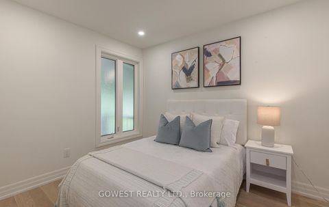 Photo 21 at 27 Hollister Road, West Deane, Toronto