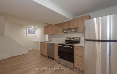 Photo 27 at 27 Hollister Road, West Deane, Toronto