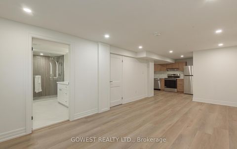 Photo 30 at 27 Hollister Road, West Deane, Toronto