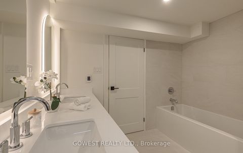 Photo 34 at 27 Hollister Road, West Deane, Toronto