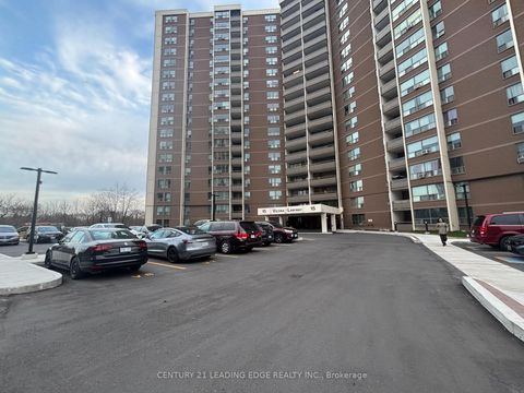 Photo 1 at 304 - 15 Vicora Linkway, Flemingdon Park, Toronto