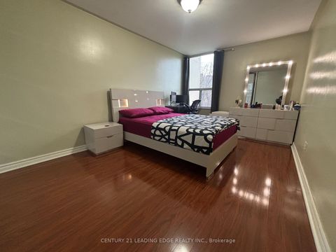 Photo 13 at 304 - 15 Vicora Linkway, Flemingdon Park, Toronto