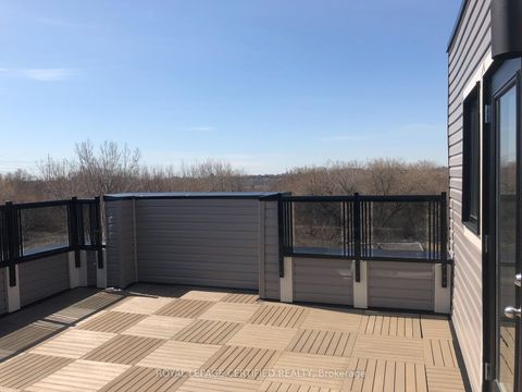 Photo 0 at 350 - 500 Kingbird Grove, Rouge E11, Toronto