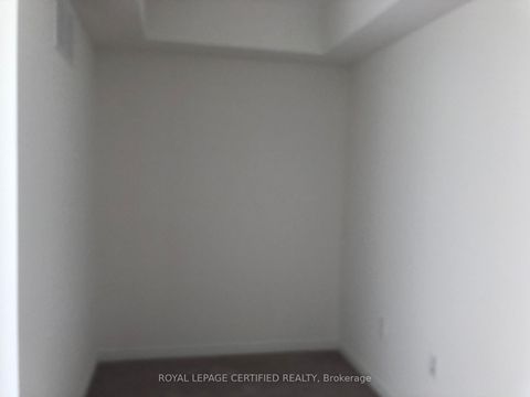 Photo 7 at 350 - 500 Kingbird Grove, Rouge E11, Toronto