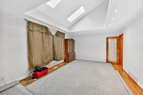Photo 10 at 21 Knowlton Drive, Scarborough Village, Toronto