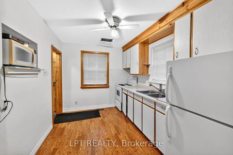 Photo 12 at 21 Knowlton Drive, Scarborough Village, Toronto