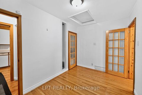 Photo 21 at 21 Knowlton Drive, Scarborough Village, Toronto