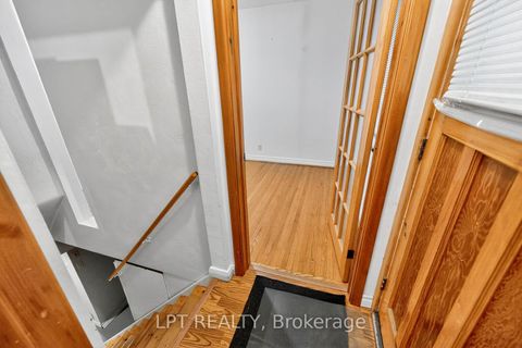 Photo 24 at 21 Knowlton Drive, Scarborough Village, Toronto