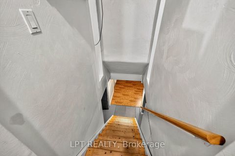 Photo 25 at 21 Knowlton Drive, Scarborough Village, Toronto