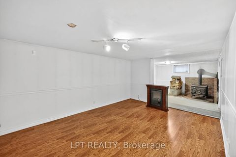 Photo 27 at 21 Knowlton Drive, Scarborough Village, Toronto