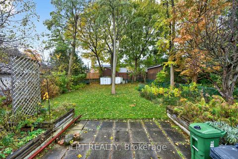 Photo 33 at 21 Knowlton Drive, Scarborough Village, Toronto