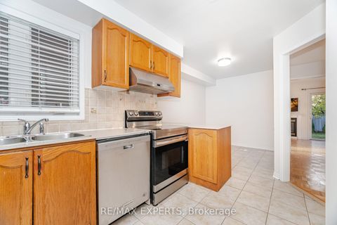 Photo 9 at 9 Marathon Avenue, Patterson, Vaughan