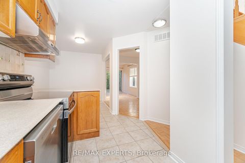 Photo 10 at 9 Marathon Avenue, Patterson, Vaughan