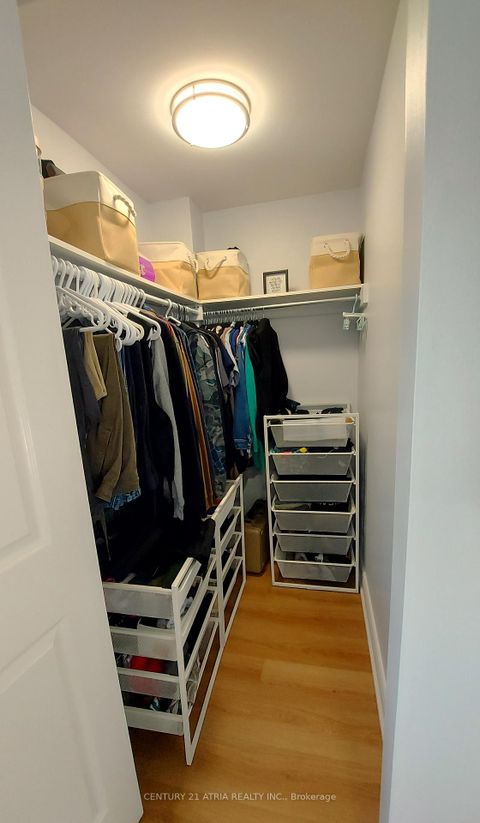 Photo 12 at 143 Purpledusk Trail, Morningside, Toronto