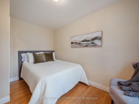 Photo 12 at 5 Northview Avenue, Cliffside, Toronto