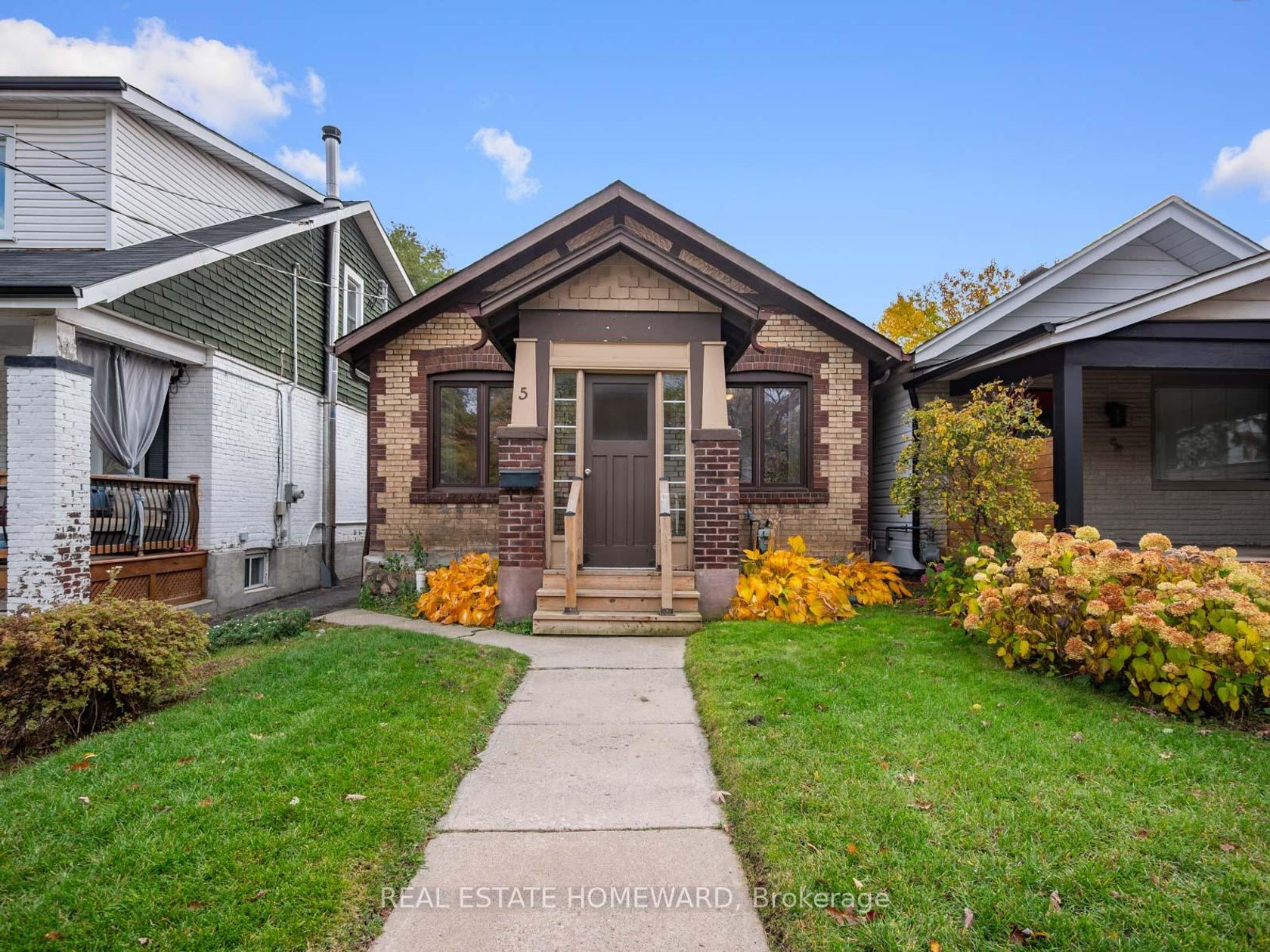5 Northview Avenue, Cliffside, Toronto 