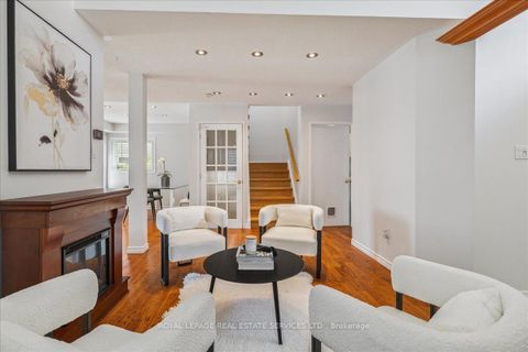 Photo 9 at 2365 Grand Ravine Drive, RO River Oaks, Oakville