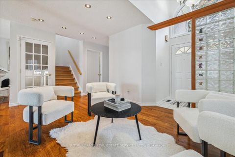 Photo 10 at 2365 Grand Ravine Drive, RO River Oaks, Oakville