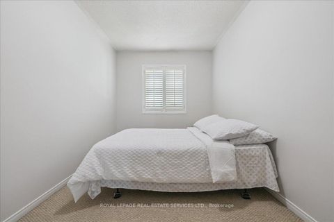 Photo 34 at 2365 Grand Ravine Drive, RO River Oaks, Oakville