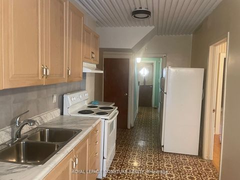 Photo 22 at 61 Belvidere Avenue, Oakwood Village, Toronto