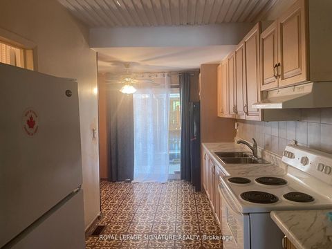 Photo 23 at 61 Belvidere Avenue, Oakwood Village, Toronto