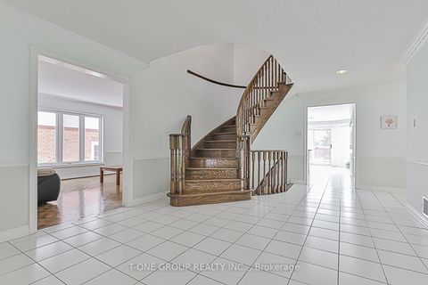 Photo 5 at 201 Strathearn Avenue, Bayview Hill, Richmond Hill