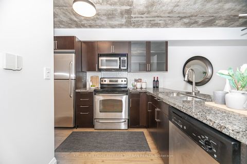 Photo 5 at 414 - 1005 King Street W, Niagara, Toronto