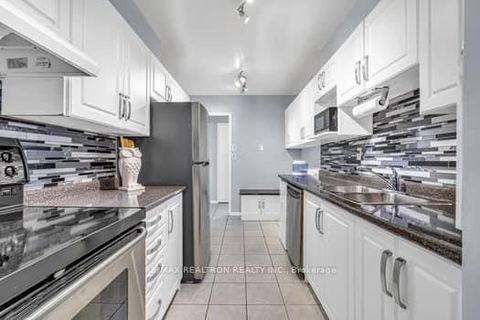 Photo 10 at 1004 - 44 Longbourne Drive, Richview, Toronto