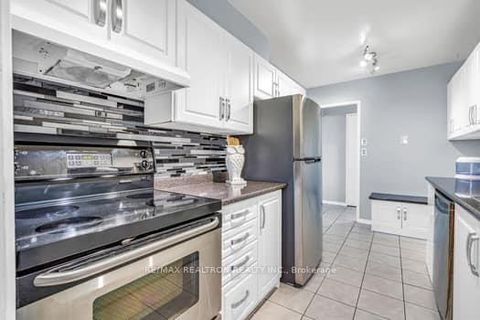 Photo 11 at 1004 - 44 Longbourne Drive, Richview, Toronto