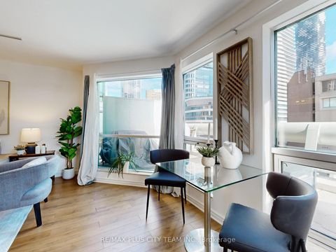 Photo 4 at 310 - 10 Yonge Street, Waterfront Communities C1, Toronto