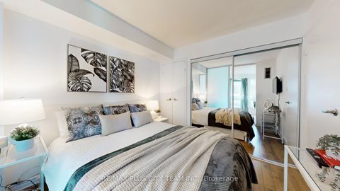 Photo 10 at 310 - 10 Yonge Street, Waterfront Communities C1, Toronto