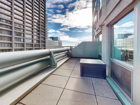 Photo 16 at 310 - 10 Yonge Street, Waterfront Communities C1, Toronto