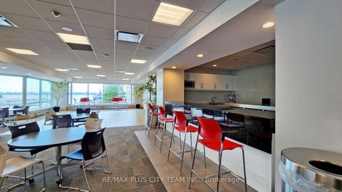 Photo 26 at 310 - 10 Yonge Street, Waterfront Communities C1, Toronto