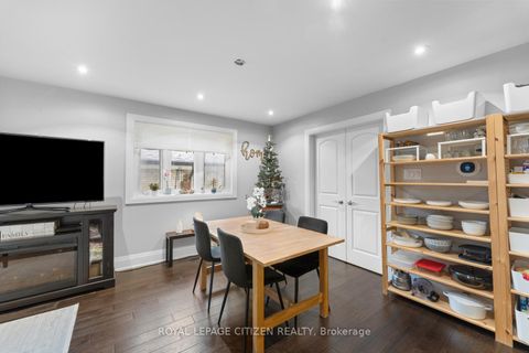 Photo 6 at 43 Railway Street, Maple, Vaughan