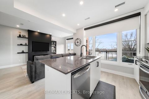 Photo 6 at 40 - 8167 Kipling Avenue, West Woodbridge, Vaughan