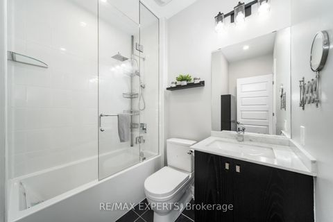 Photo 15 at 40 - 8167 Kipling Avenue, West Woodbridge, Vaughan