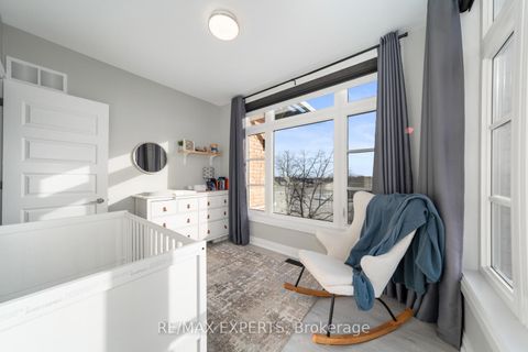 Photo 19 at 40 - 8167 Kipling Avenue, West Woodbridge, Vaughan