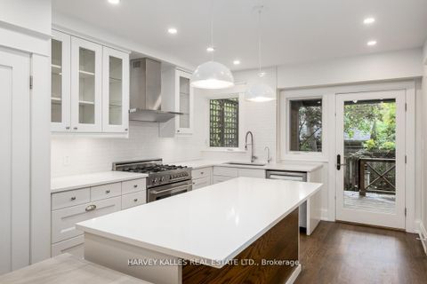 Photo 11 at 211 Cottingham Street, Casa Loma, Toronto