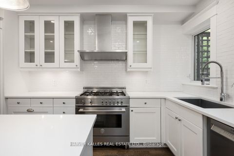 Photo 12 at 211 Cottingham Street, Casa Loma, Toronto