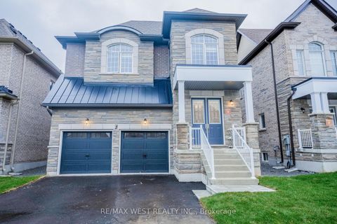 Photo 1 at 3 Speciosa Street, Oak Ridges, Richmond Hill